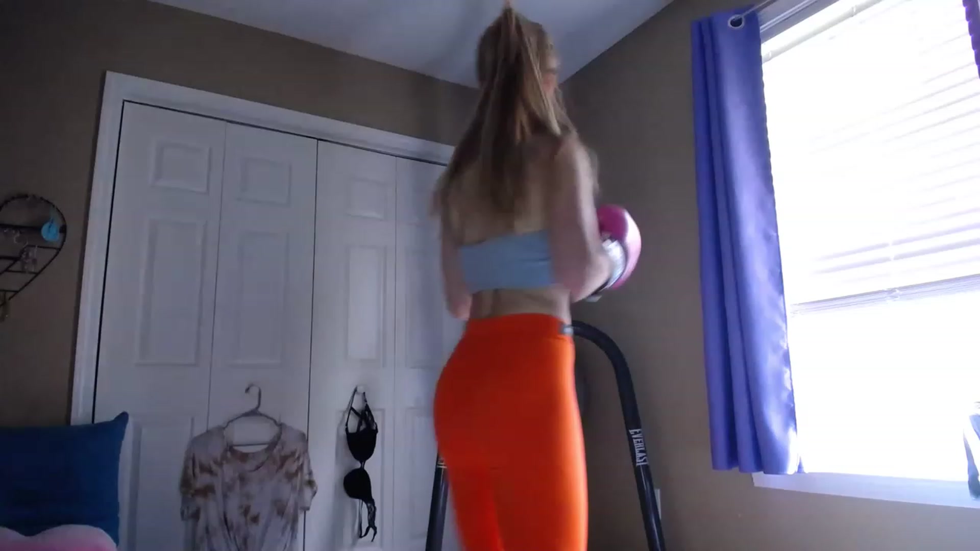 Gallery image thumbnail from MissSadieB's myfreecams stream on, 06/21/2023, 16:38 image 11 of 20