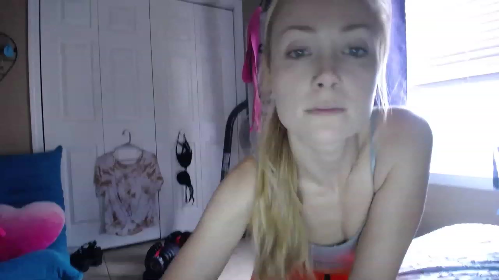 Gallery image thumbnail from MissSadieB's myfreecams stream on, 06/21/2023, 16:38 image 18 of 20