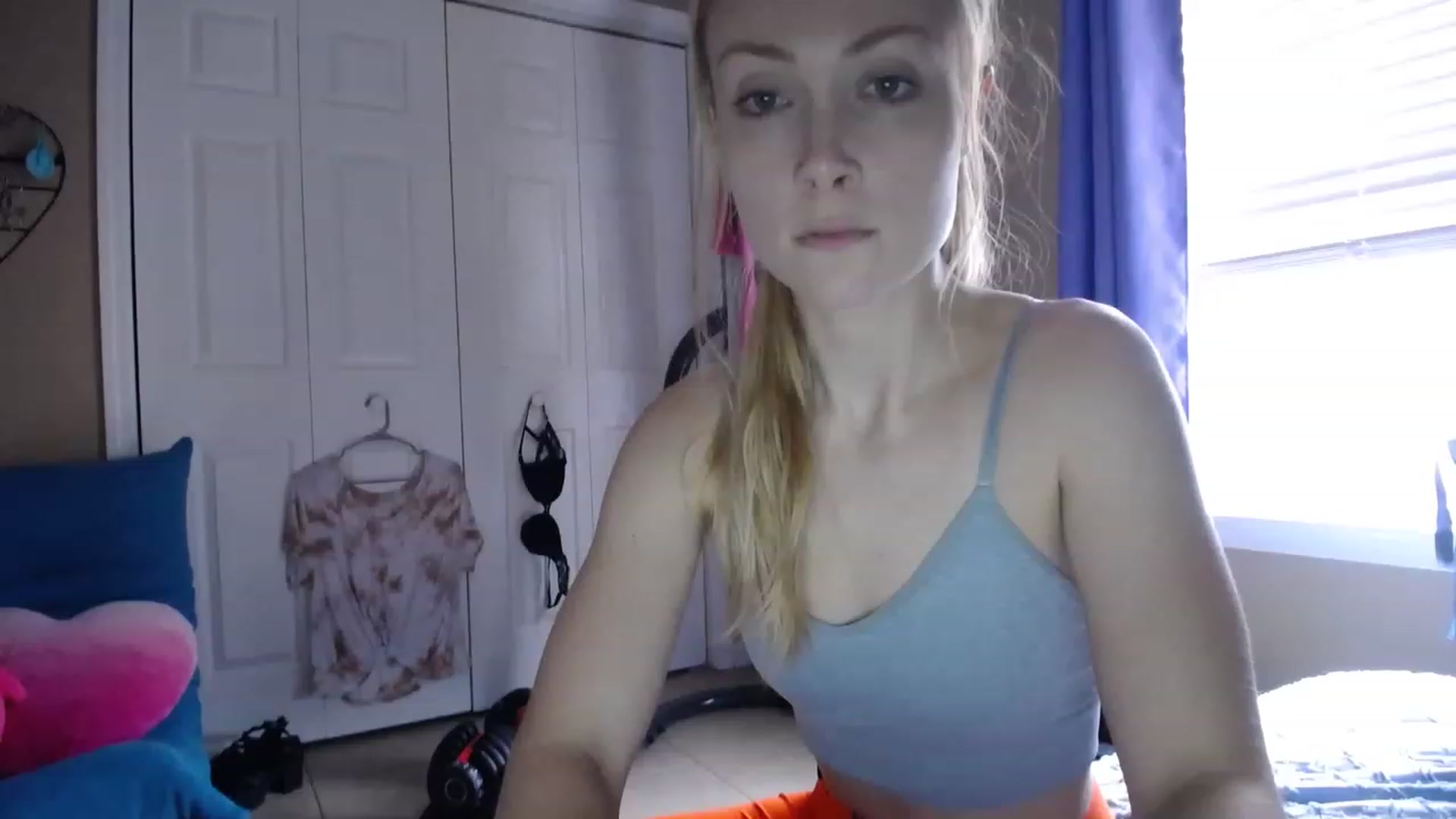 Gallery image thumbnail from MissSadieB's myfreecams stream on, 06/21/2023, 16:38 image 17 of 20