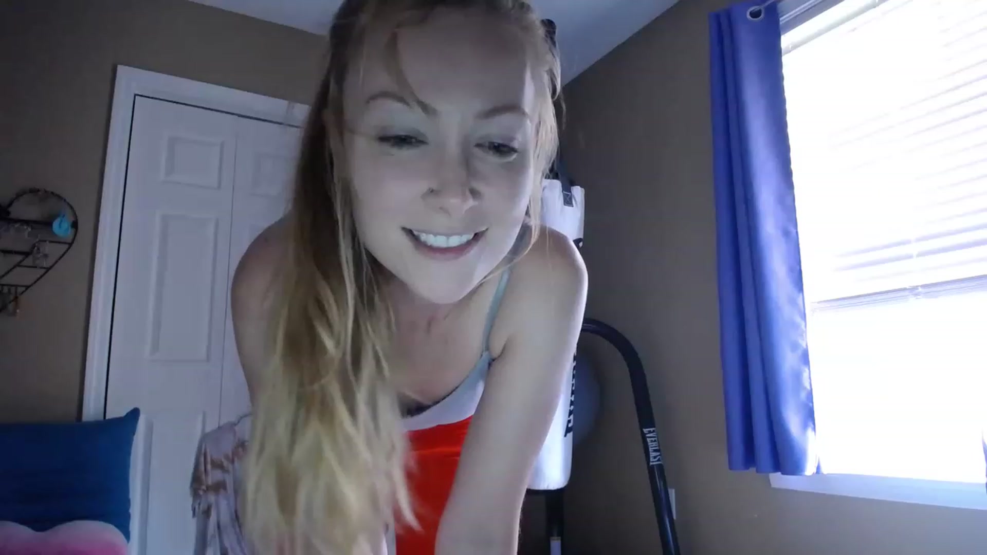 Gallery image thumbnail from MissSadieB's myfreecams stream on, 06/21/2023, 16:38 image 13 of 20