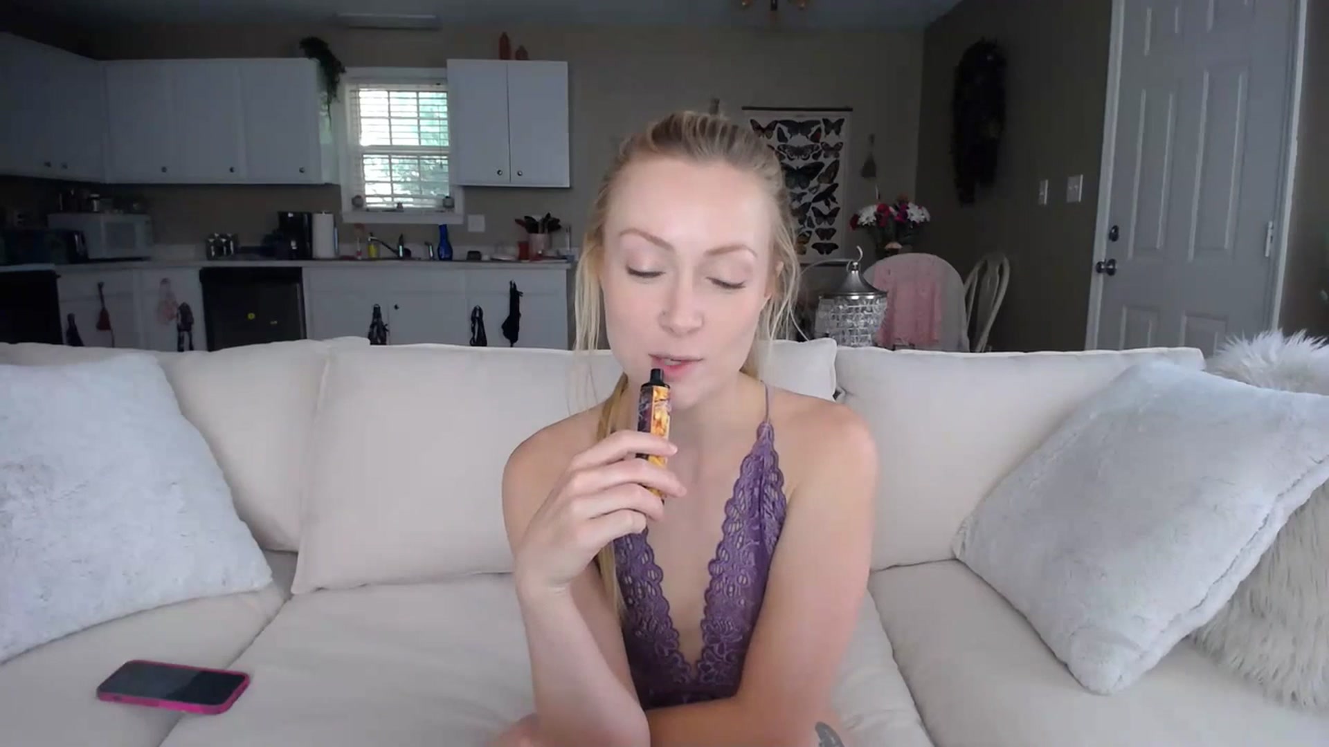 Gallery image thumbnail from MissSadieB's myfreecams stream on, 06/28/2023, 18:08 image 10 of 20