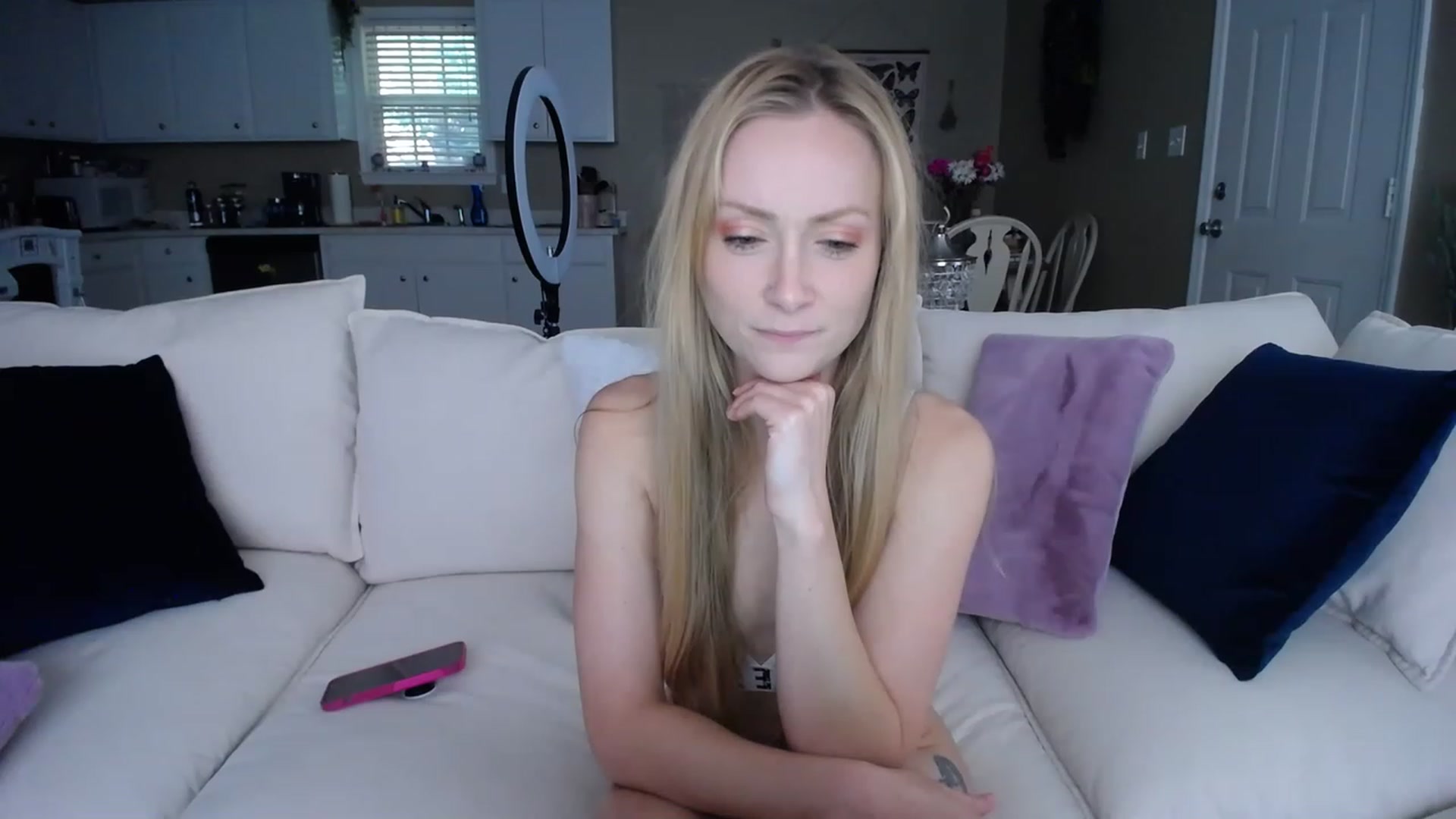 Gallery image thumbnail from MissSadieB's myfreecams stream on, 07/03/2023, 20:07 image 6 of 20