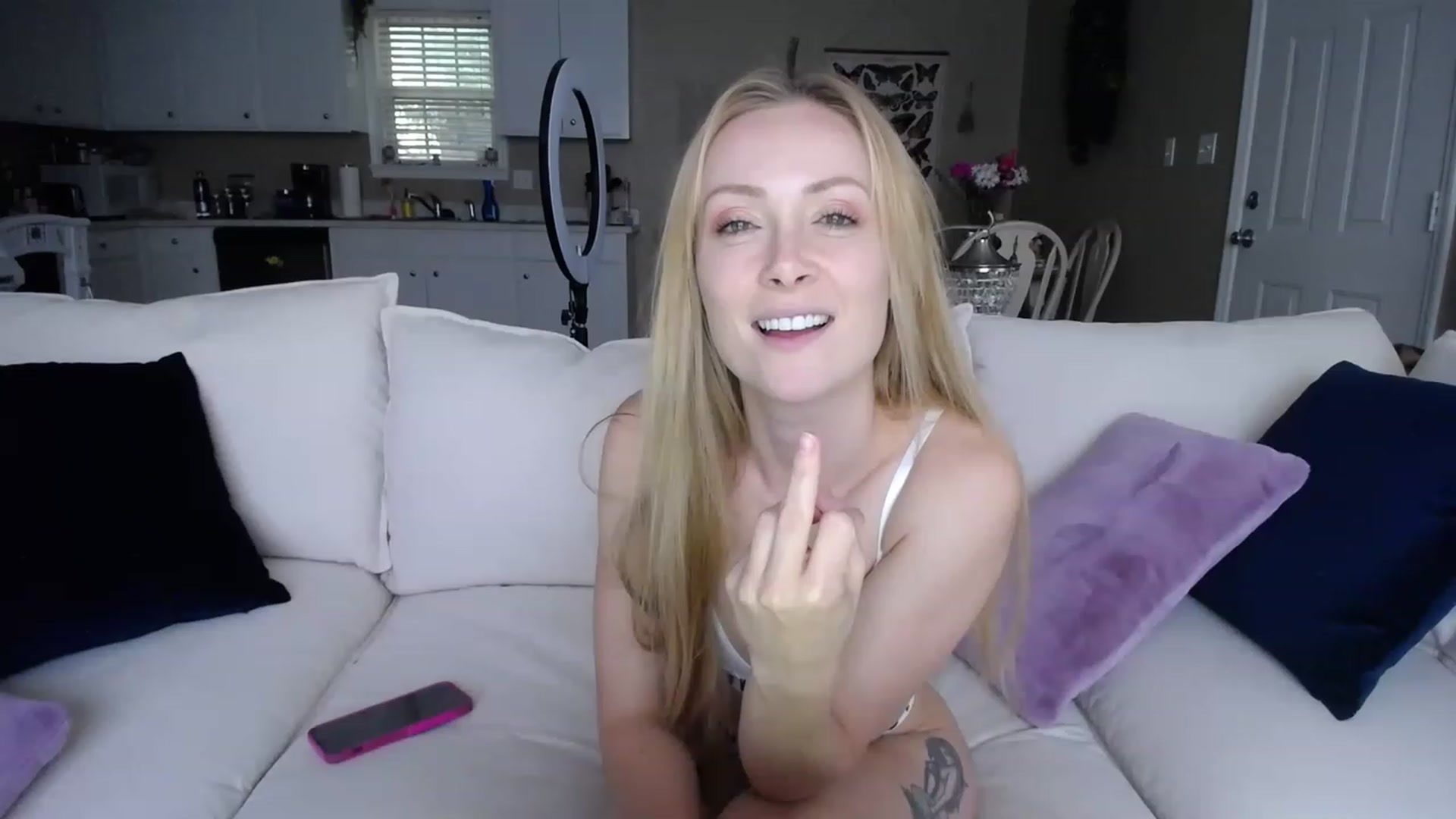 Gallery image thumbnail from MissSadieB's myfreecams stream on, 07/03/2023, 21:52 image 16 of 20
