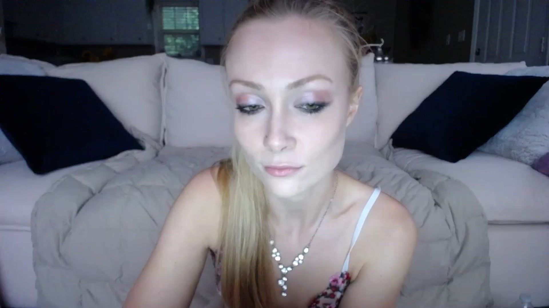 Gallery image thumbnail from MissSadieB's myfreecams stream on, 07/09/2023, 23:15 image 1 of 20