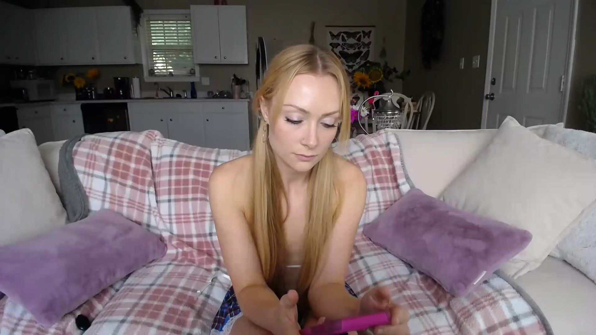 Gallery image thumbnail from MissSadieB's myfreecams stream on, 07/10/2023, 20:21 image 9 of 20