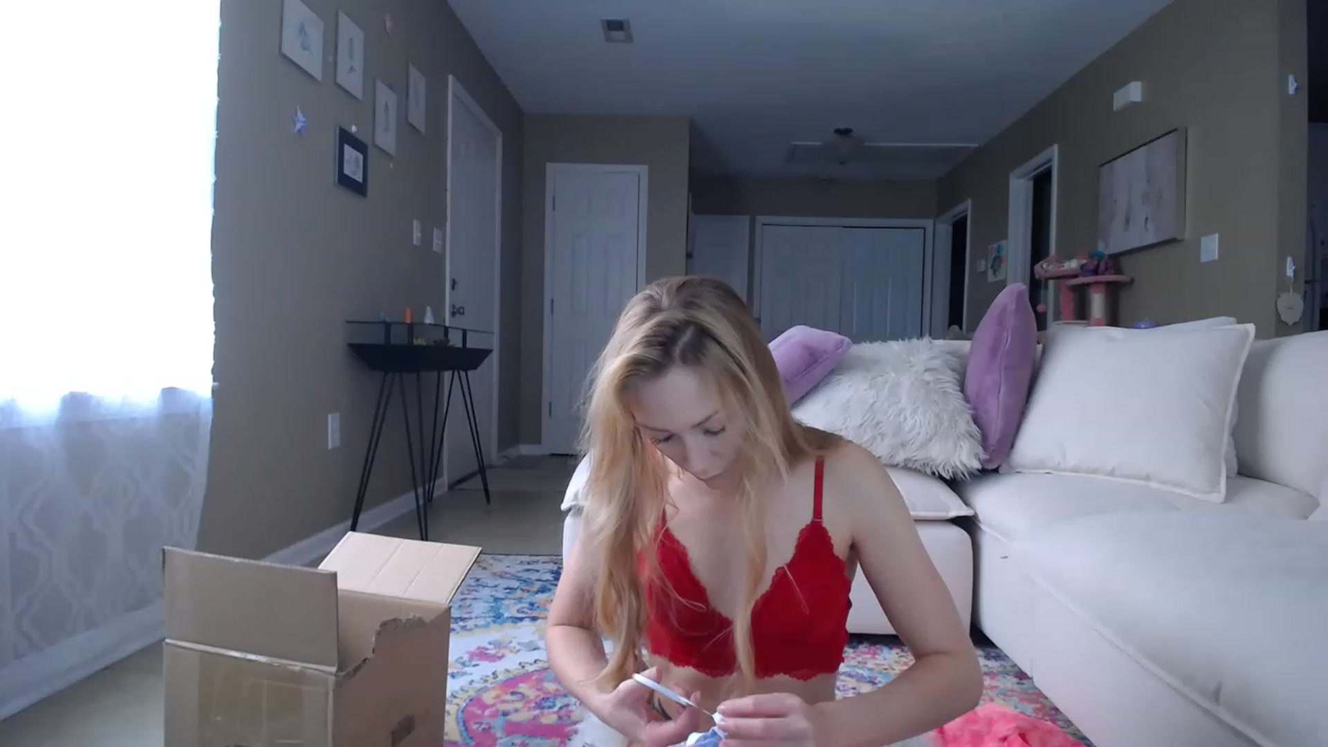Gallery image thumbnail from MissSadieB's myfreecams stream on, 07/11/2023, 19:59 image 2 of 20