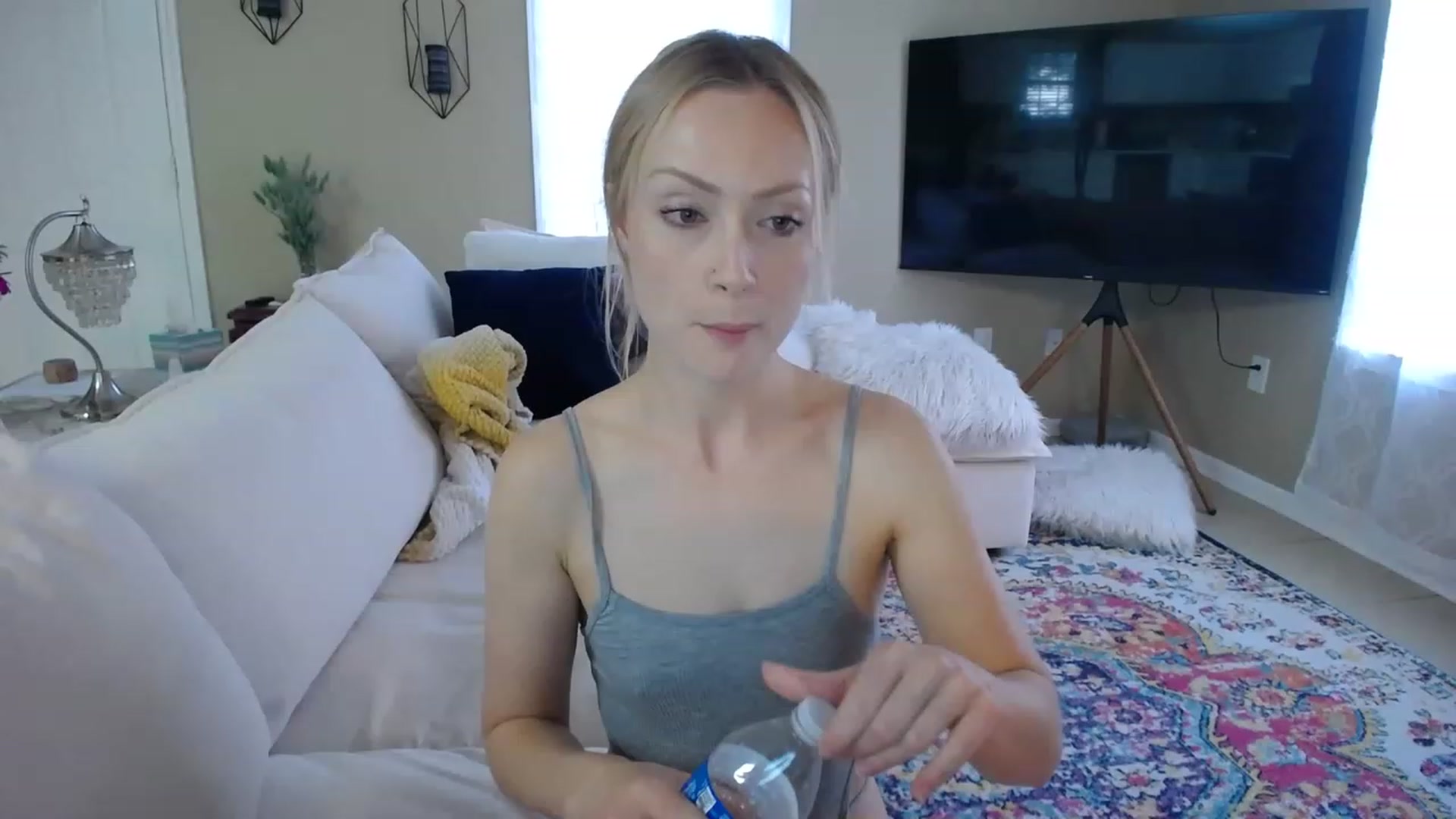 Gallery image thumbnail from MissSadieB's myfreecams stream on, 07/18/2023, 20:56 image 17 of 20