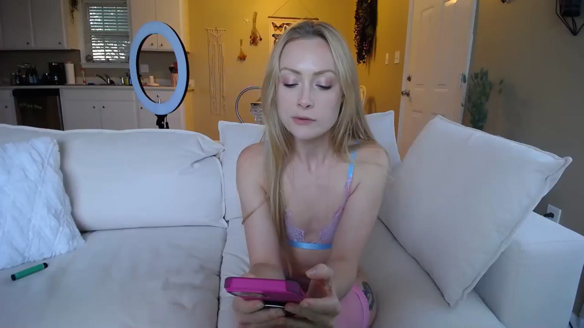 Gallery image thumbnail from MissSadieB's myfreecams stream on, 07/24/2023, 20:41 image 6 of 20