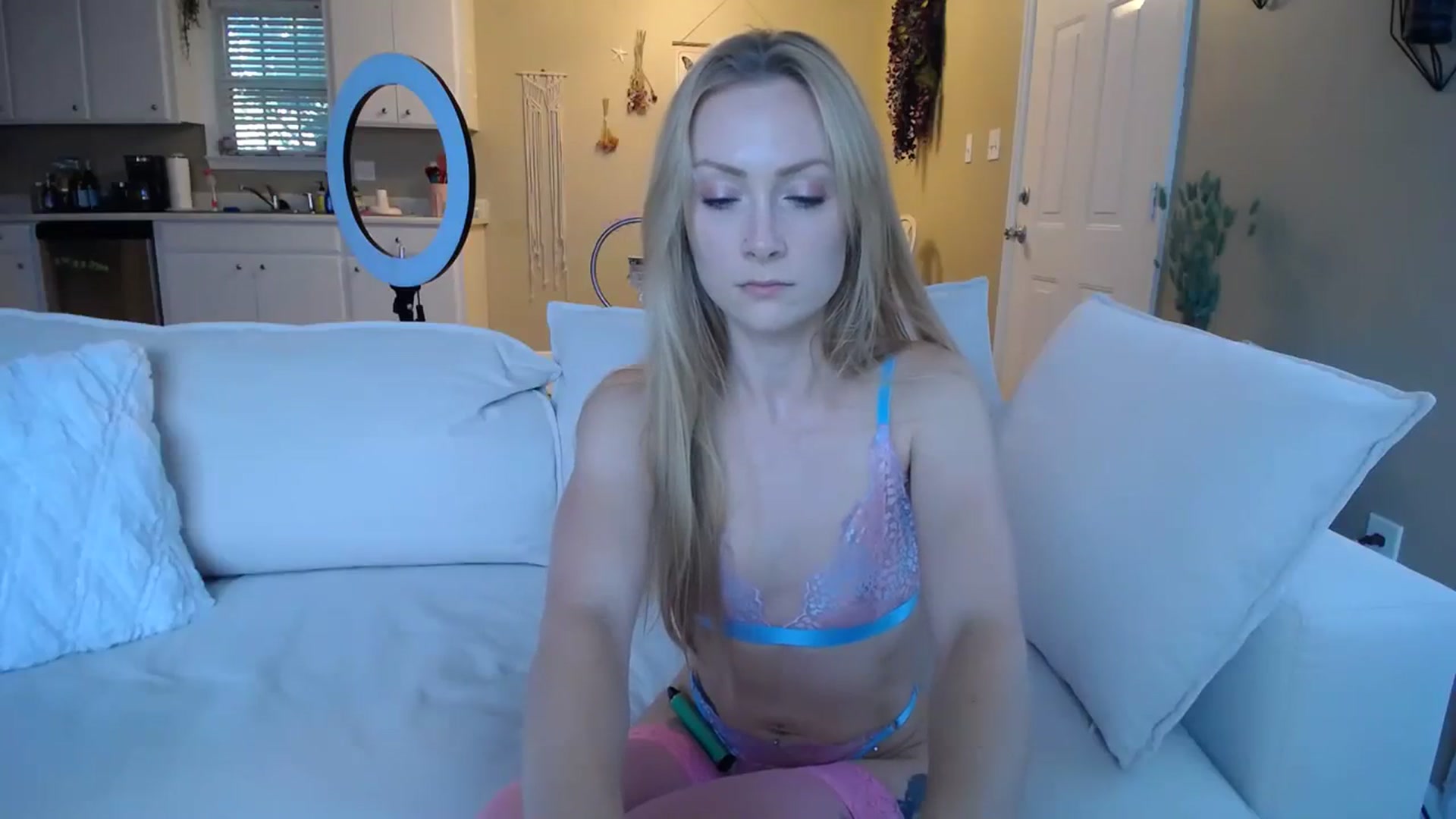 Gallery image thumbnail from MissSadieB's myfreecams stream on, 07/24/2023, 20:41 image 3 of 20