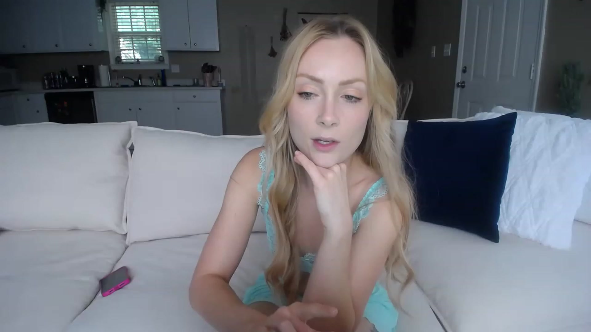 Gallery image thumbnail from MissSadieB's myfreecams stream on, 08/04/2023, 20:20 image 7 of 20