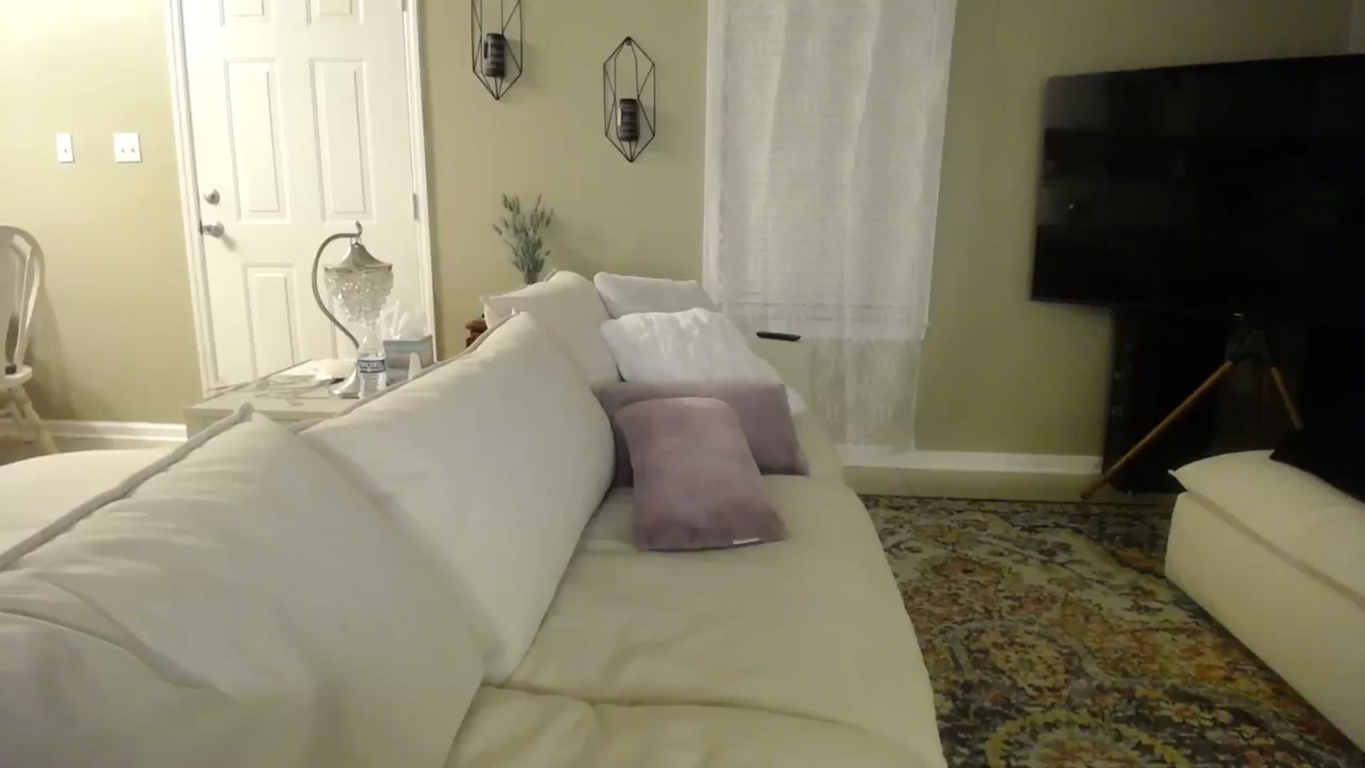 Gallery image thumbnail from MissSadieB's myfreecams stream on, 08/06/2023, 03:43 image 17 of 20