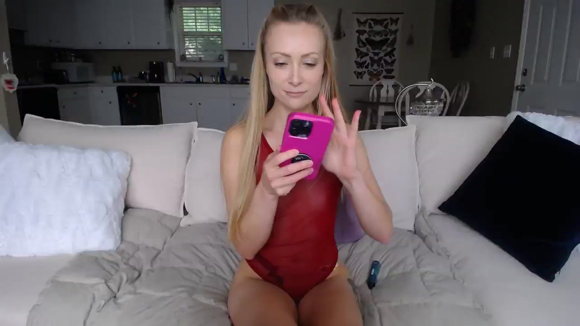 Gallery image thumbnail from MissSadieB's myfreecams stream on, 08/07/2023, 20:42 image 9 of 20