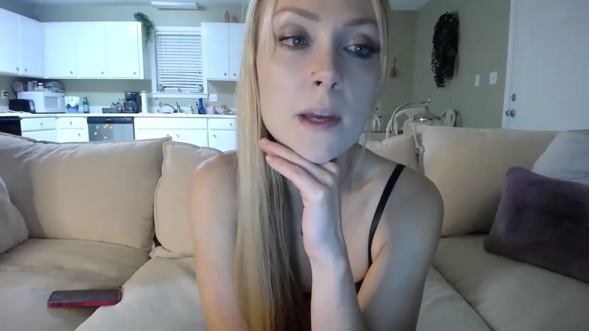 Gallery image thumbnail from MissSadieB's myfreecams stream on, 08/09/2023, 01:10 image 7 of 20