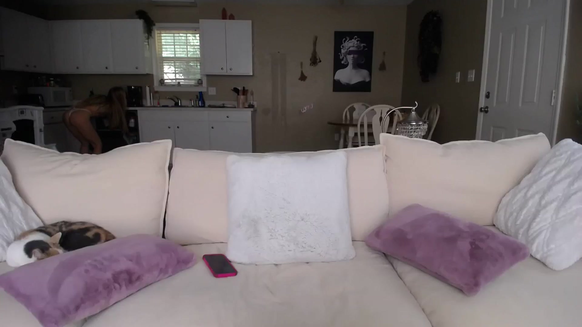 Gallery image thumbnail from MissSadieB's myfreecams stream on, 08/16/2023, 17:46 image 10 of 20