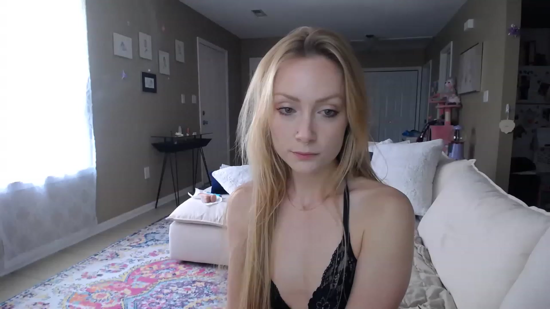 Gallery image thumbnail from MissSadieB's myfreecams stream on, 08/17/2023, 20:38 image 3 of 20