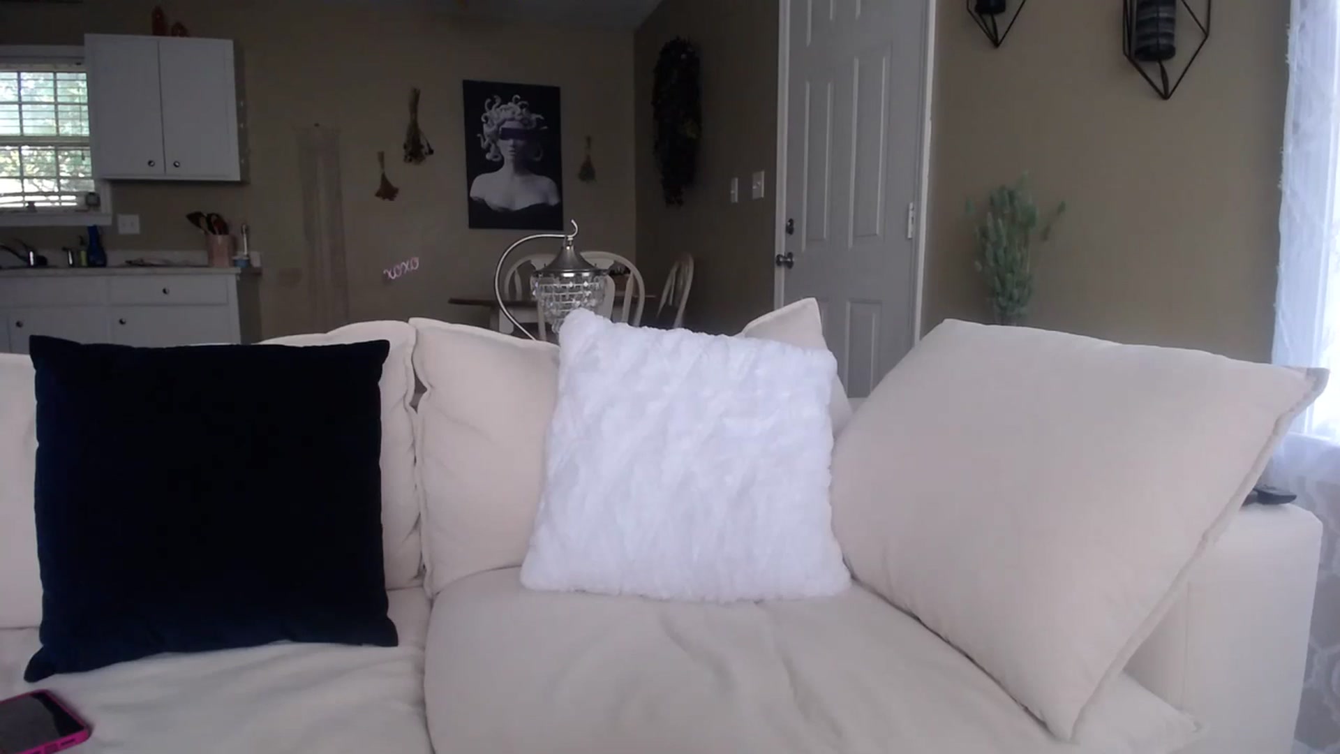 Gallery image thumbnail from MissSadieB's myfreecams stream on, 09/01/2023, 20:48 image 8 of 20