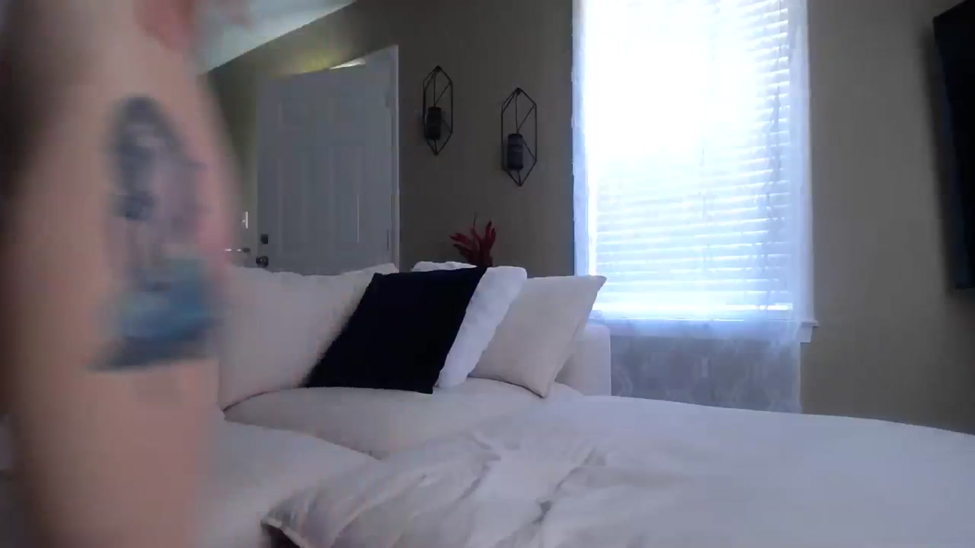 Gallery image thumbnail from MissSadieB's myfreecams stream on, 09/03/2023, 18:45 image 9 of 20