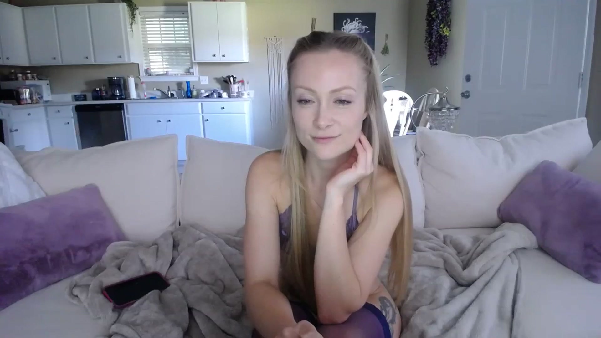 Gallery image thumbnail from MissSadieB's myfreecams stream on, 09/05/2023, 20:19 image 19 of 20