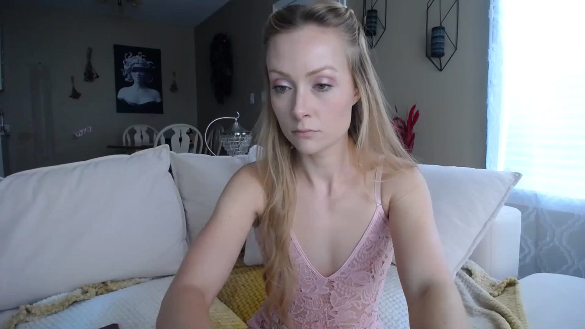 Gallery image thumbnail from MissSadieB's myfreecams stream on, 09/13/2023, 18:27 image 14 of 20