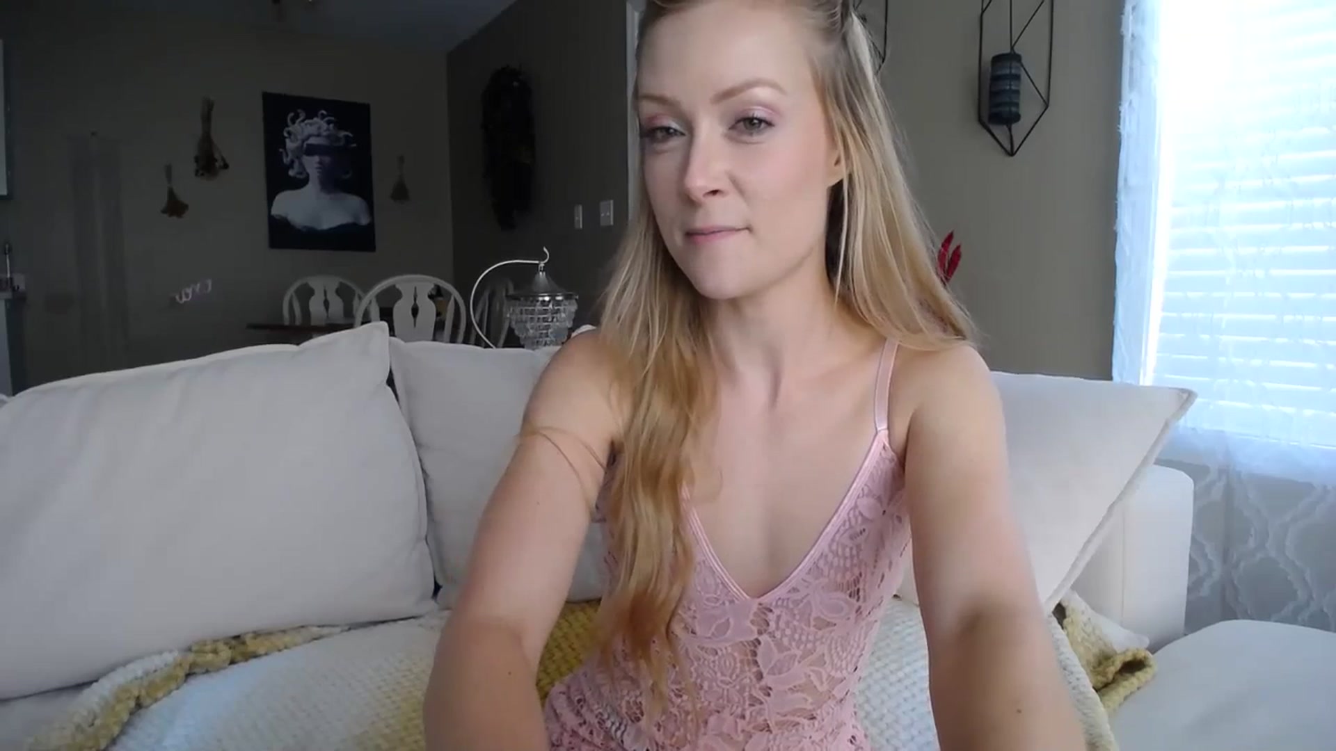 Gallery image thumbnail from MissSadieB's myfreecams stream on, 09/13/2023, 18:27 image 4 of 20