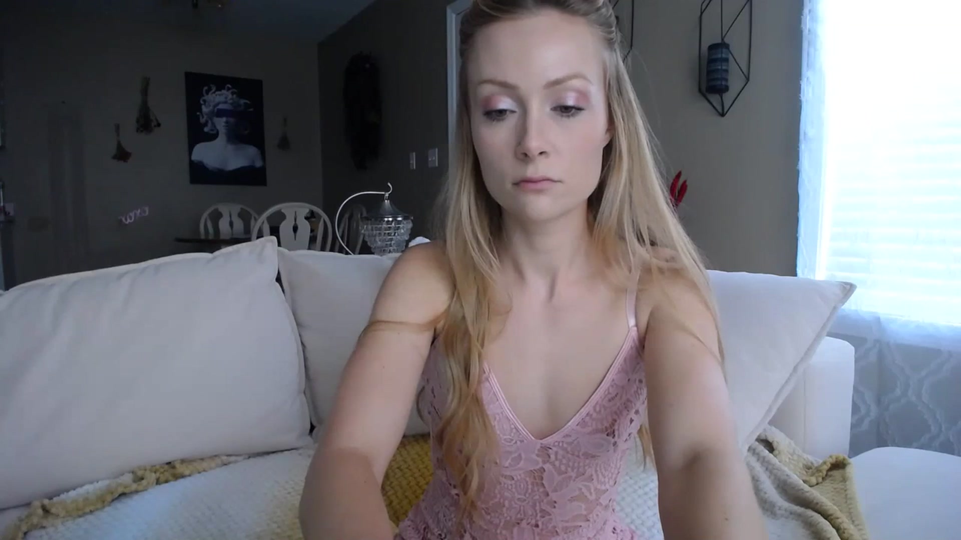 Gallery image thumbnail from MissSadieB's myfreecams stream on, 09/13/2023, 18:27 image 20 of 20