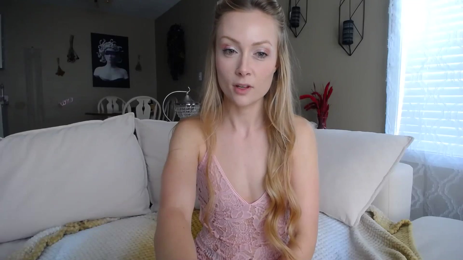Gallery image thumbnail from MissSadieB's myfreecams stream on, 09/13/2023, 18:27 image 5 of 20
