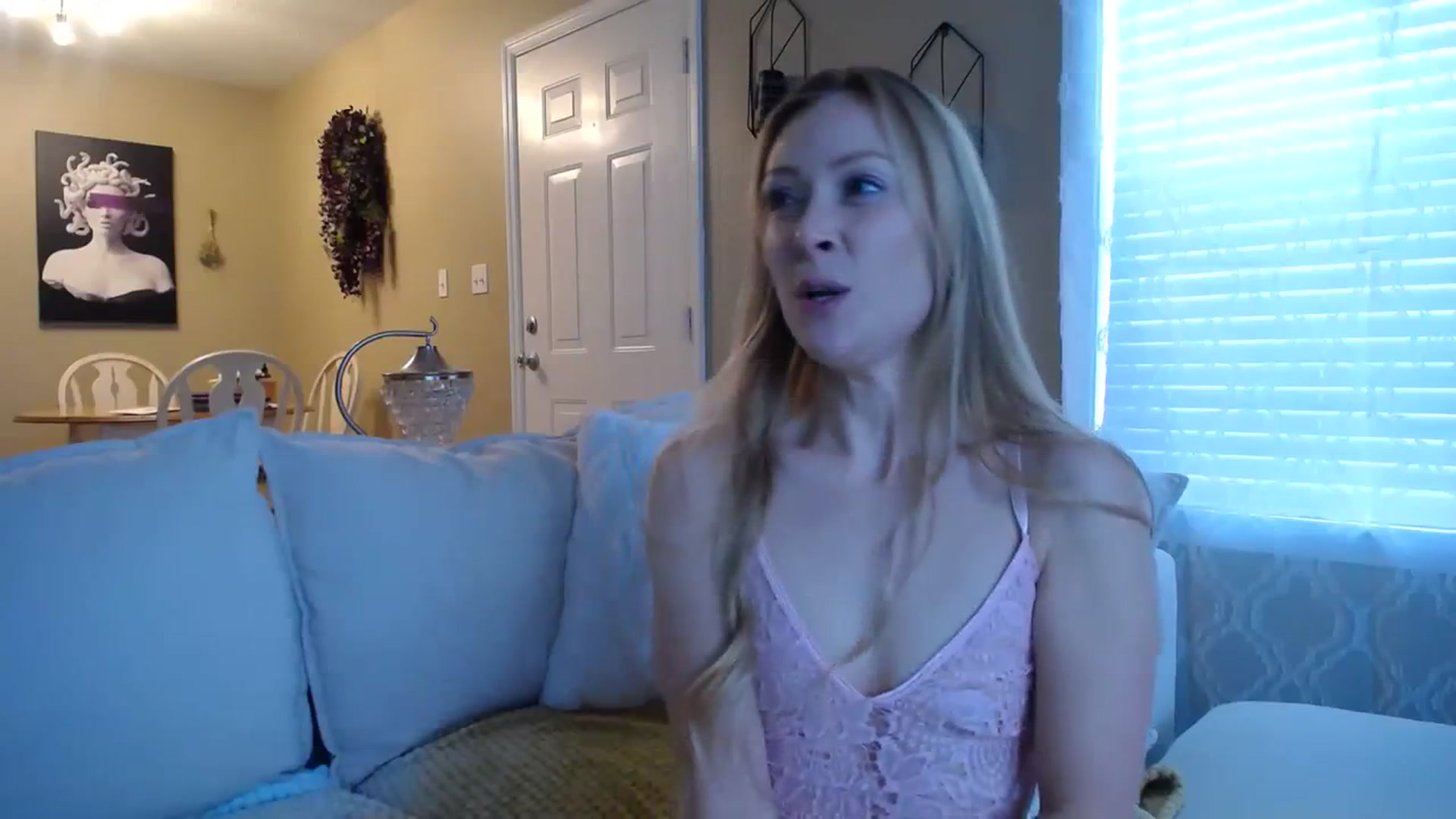 Gallery image thumbnail from MissSadieB's myfreecams stream on, 09/13/2023, 21:43 image 11 of 20