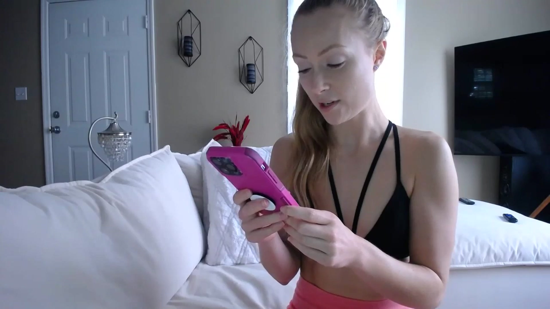 Gallery image thumbnail from MissSadieB's myfreecams stream on, 09/14/2023, 20:50 image 6 of 20