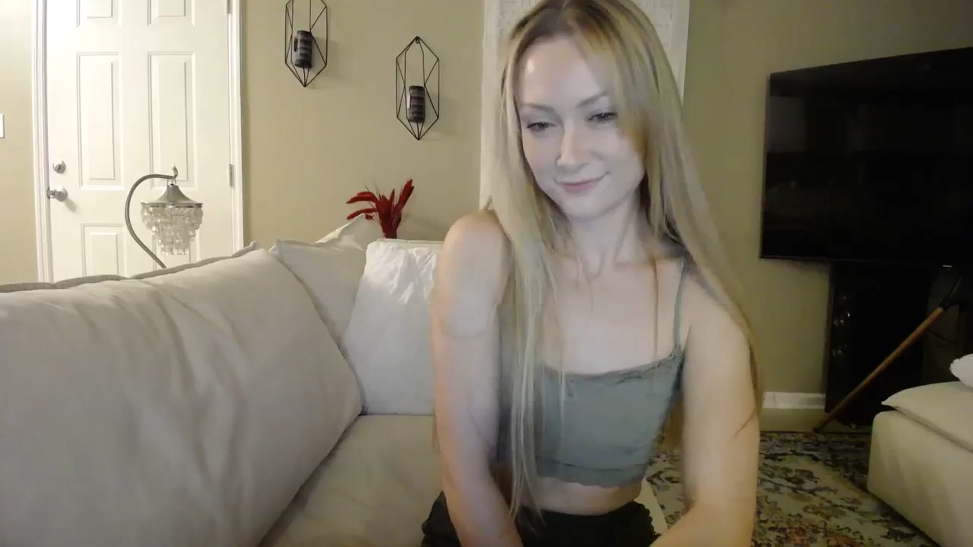 Gallery image thumbnail from MissSadieB's myfreecams stream on, 09/17/2023, 24:42 image 8 of 20
