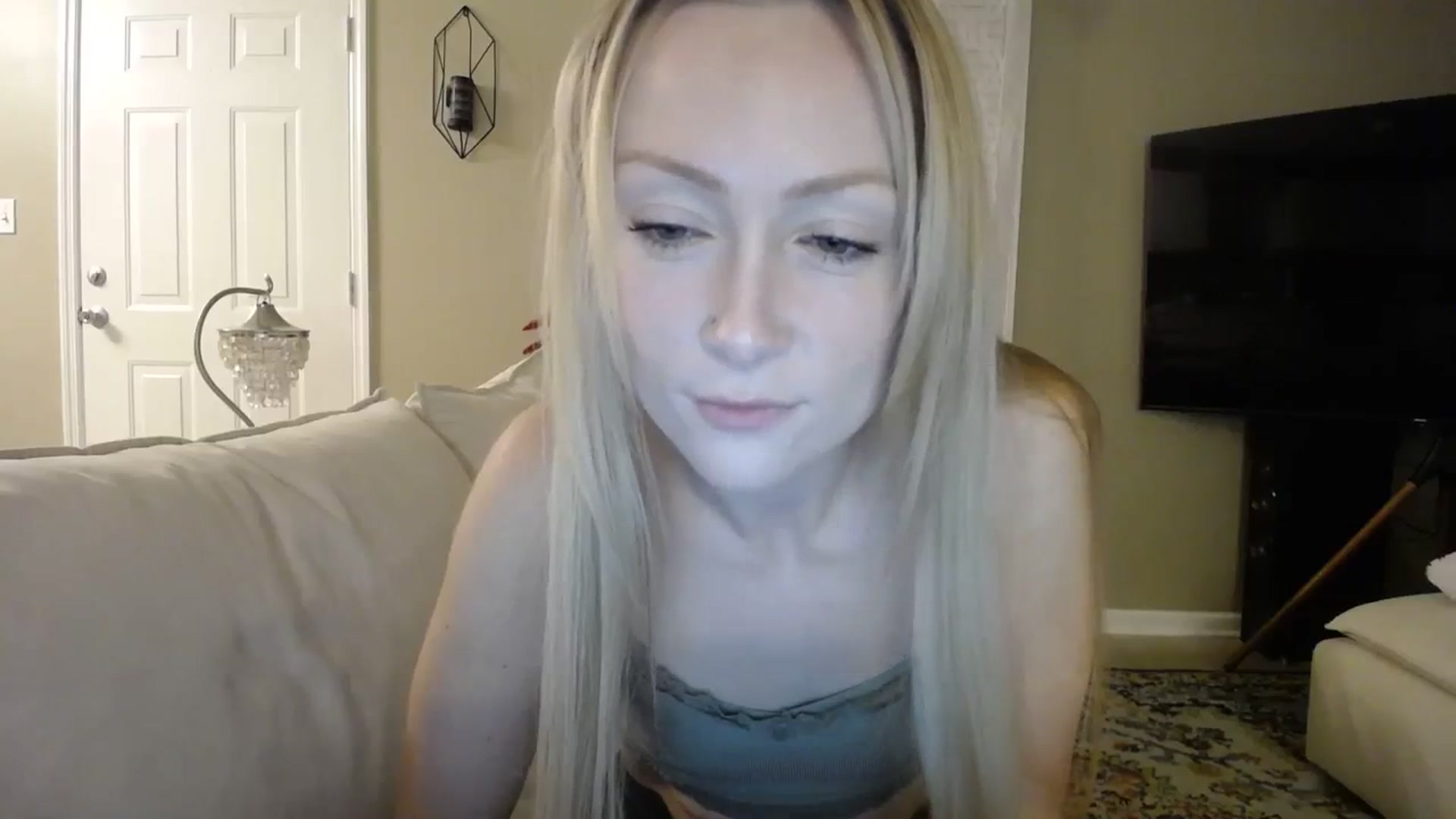 Gallery image thumbnail from MissSadieB's myfreecams stream on, 09/17/2023, 24:42 image 2 of 20