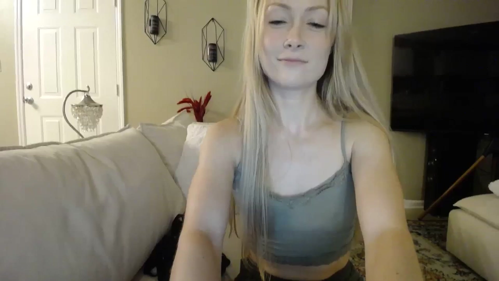 Gallery image thumbnail from MissSadieB's myfreecams stream on, 09/17/2023, 24:57 image 2 of 20