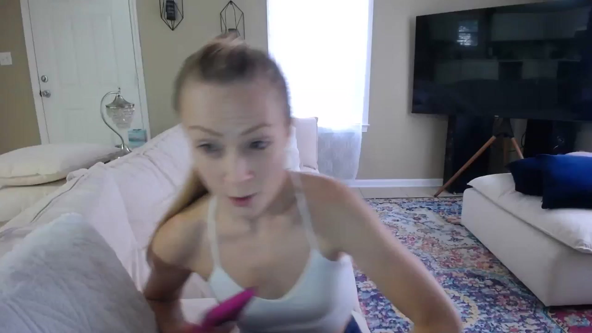 Gallery image thumbnail from MissSadieB's myfreecams stream on, 09/18/2023, 20:15 image 11 of 20