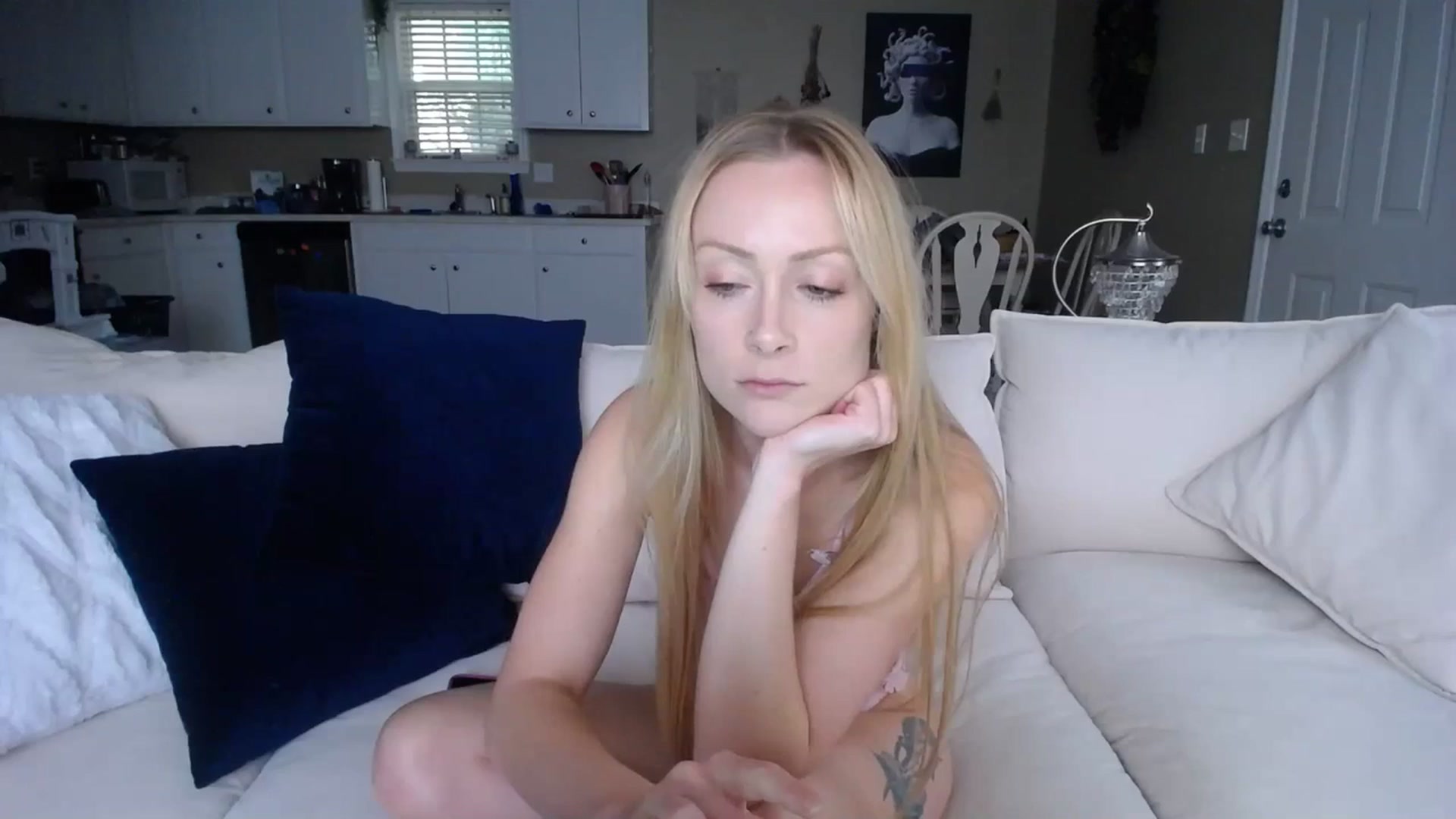 Gallery image thumbnail from MissSadieB's myfreecams stream on, 09/25/2023, 20:32 image 9 of 20