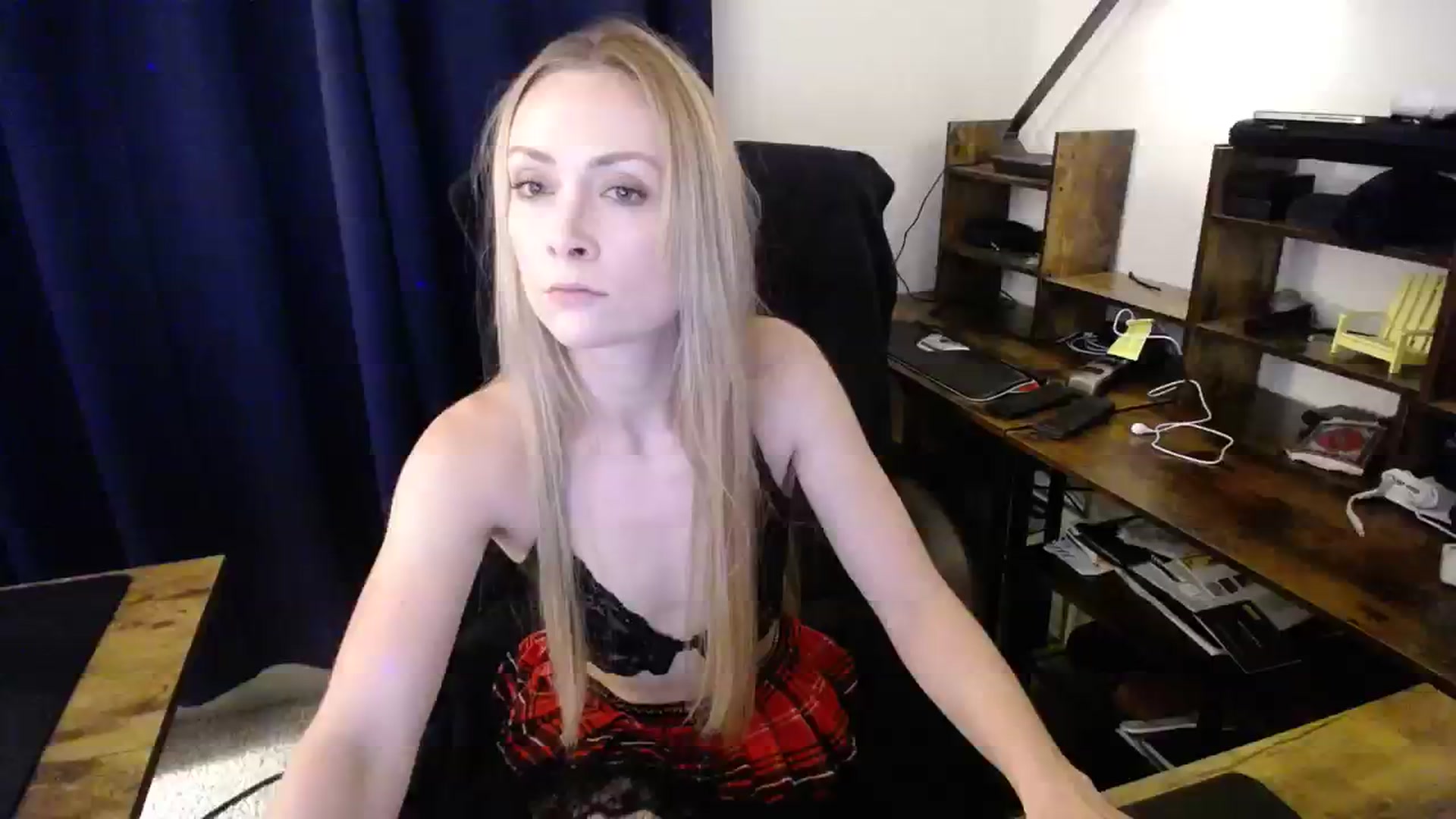 Gallery image thumbnail from MissSadieB's myfreecams stream on, 10/11/2023, 04:14 image 19 of 20