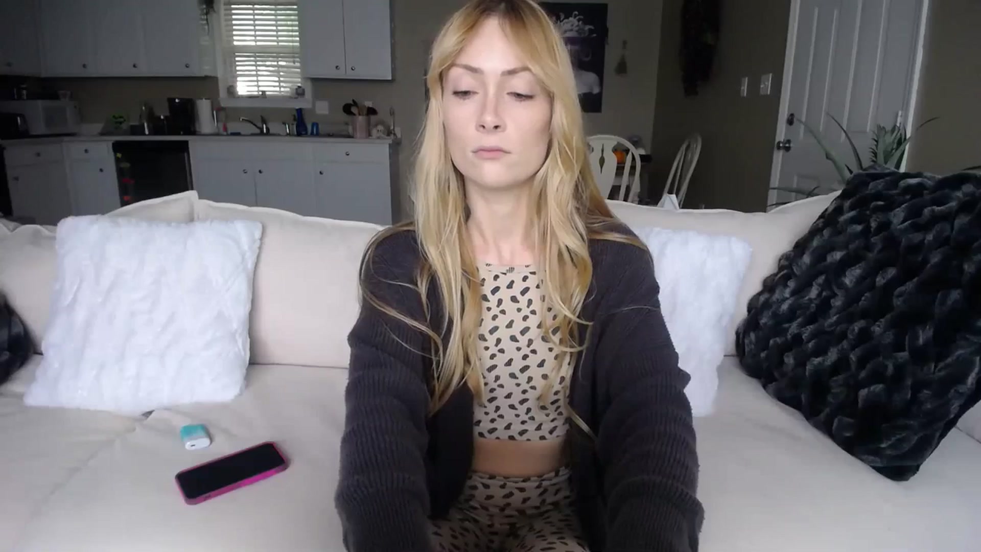 Gallery image thumbnail from MissSadieB's myfreecams stream on, 10/17/2023, 20:01 image 8 of 20