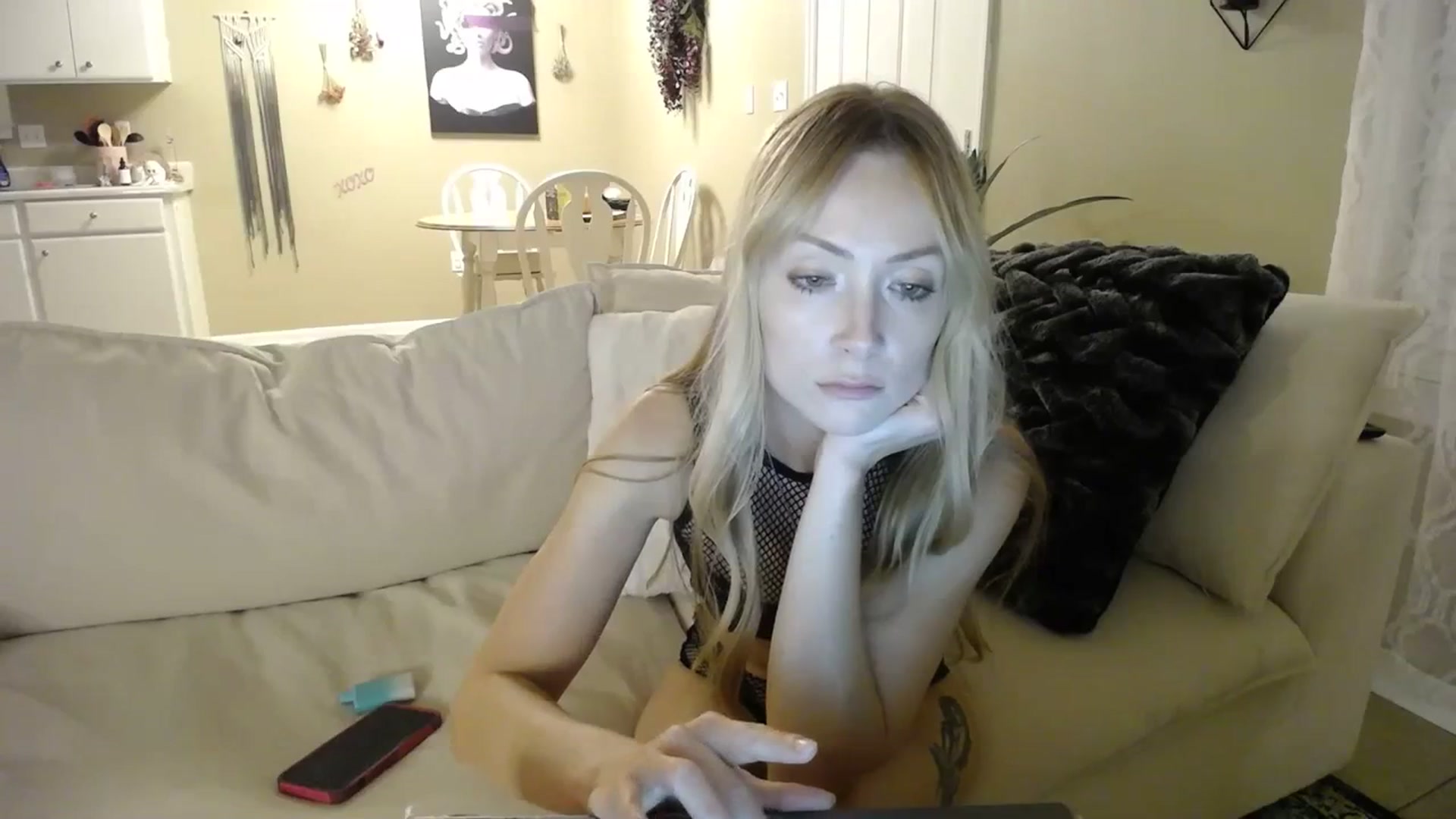 Gallery image thumbnail from MissSadieB's myfreecams stream on, 10/18/2023, 23:26 image 20 of 20
