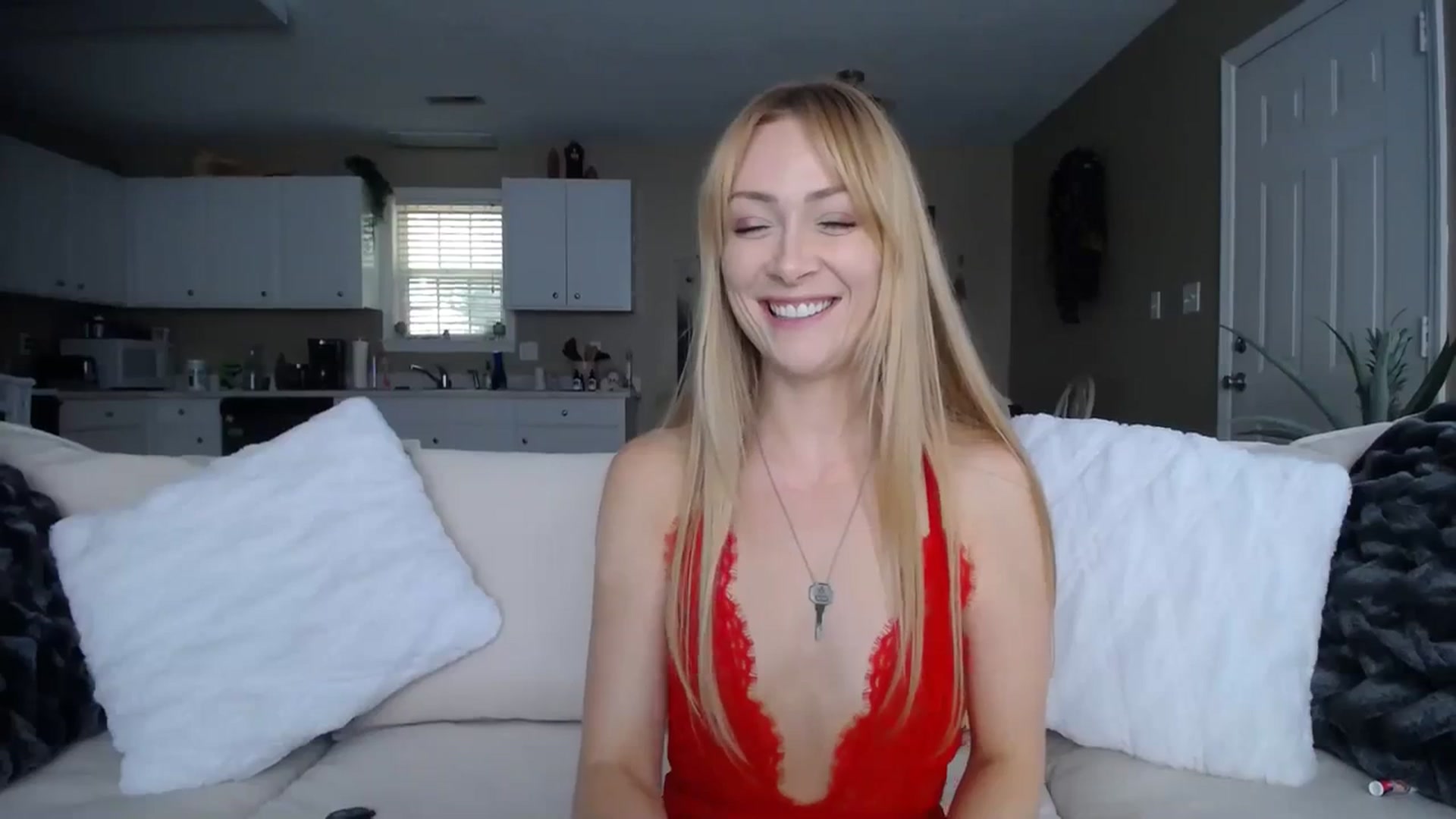Gallery image thumbnail from MissSadieB's myfreecams stream on, 10/20/2023, 18:36 image 20 of 20