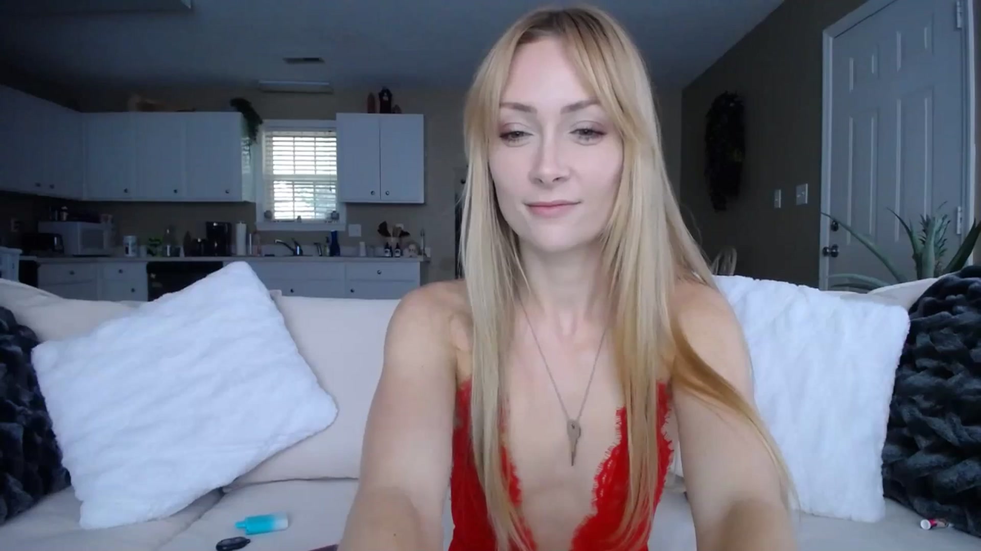Gallery image thumbnail from MissSadieB's myfreecams stream on, 10/20/2023, 18:36 image 12 of 20