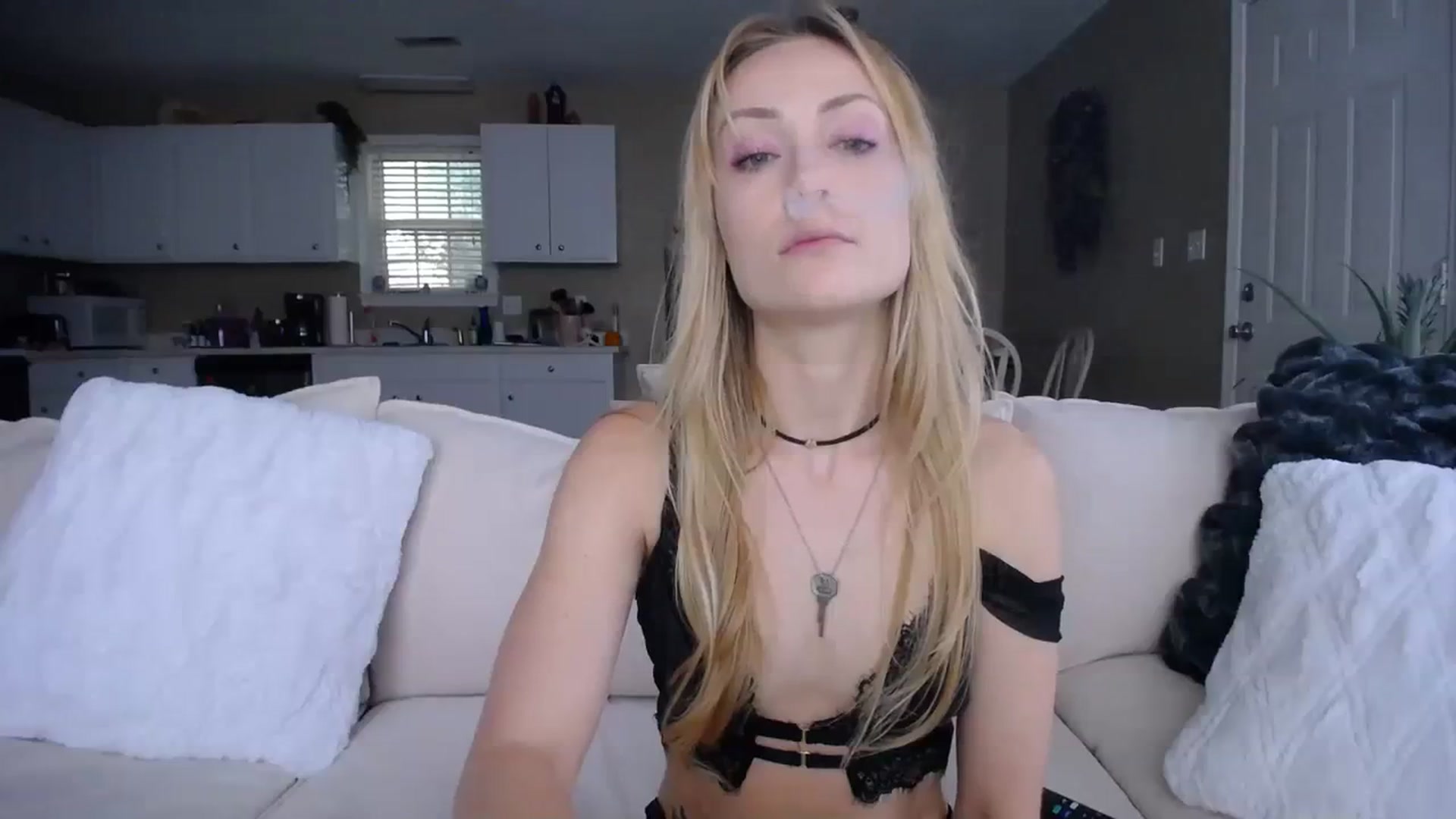 Gallery image thumbnail from MissSadieB's myfreecams stream on, 10/26/2023, 20:51 image 11 of 20