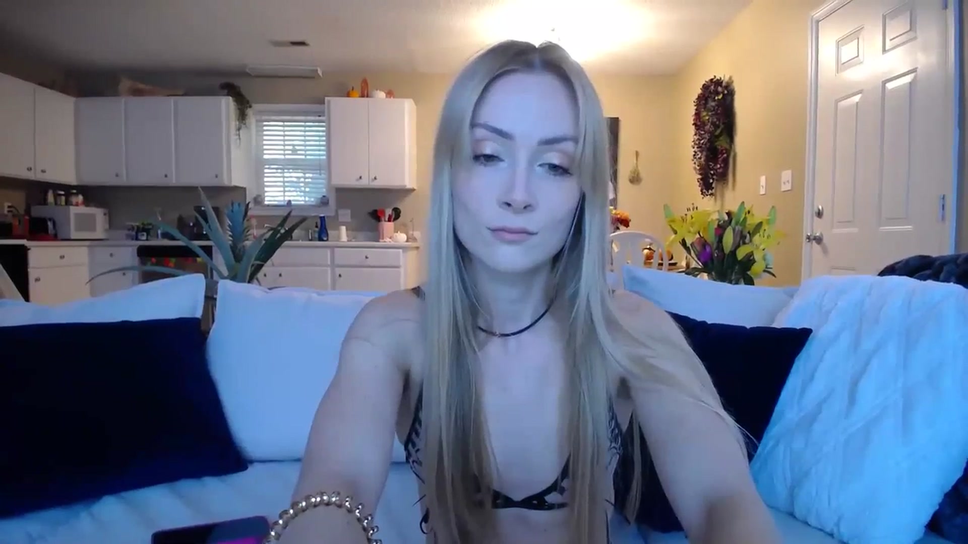 Gallery image thumbnail from MissSadieB's myfreecams stream on, 11/05/2023, 20:18 image 4 of 20