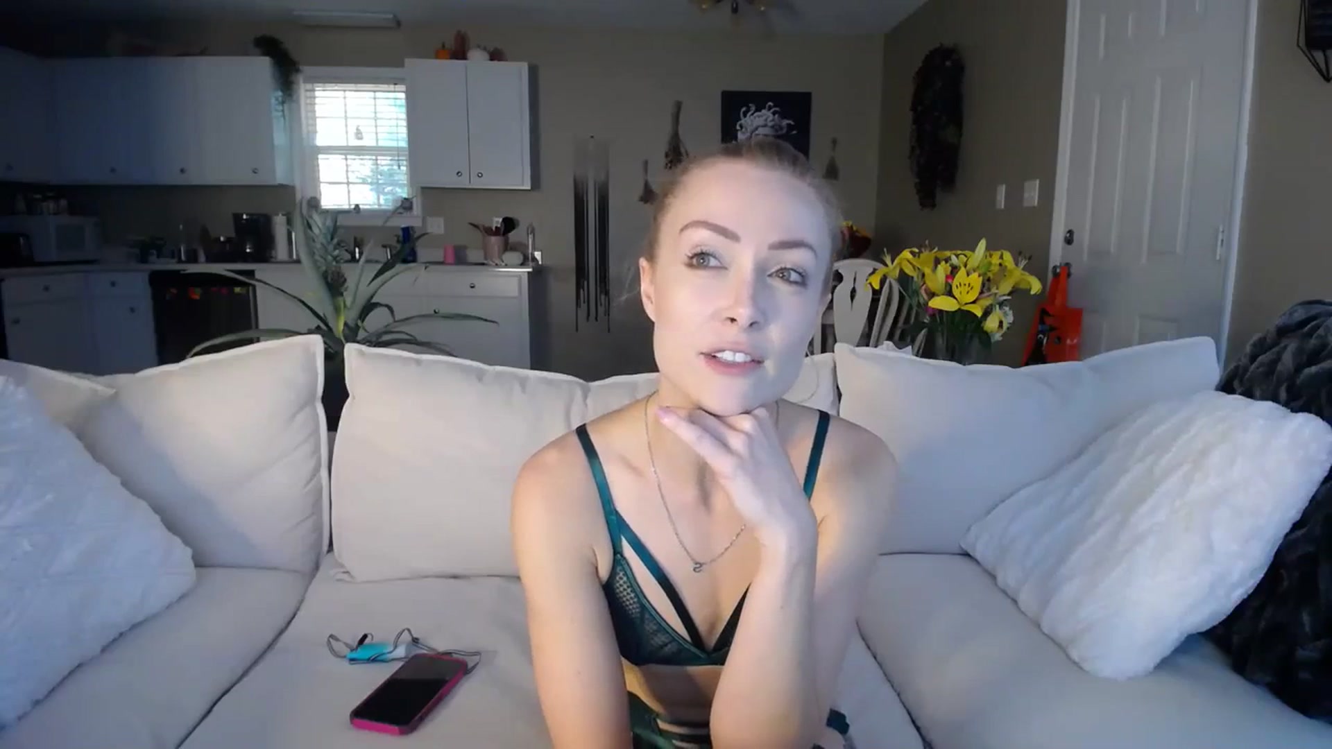 Gallery image thumbnail from MissSadieB's myfreecams stream on, 11/07/2023, 19:56 image 17 of 20