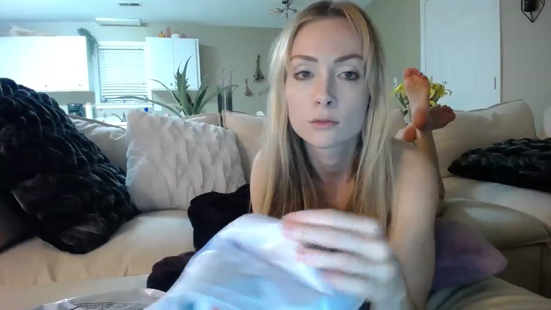 Gallery image thumbnail from MissSadieB's myfreecams stream on, 11/08/2023, 01:18 image 8 of 20