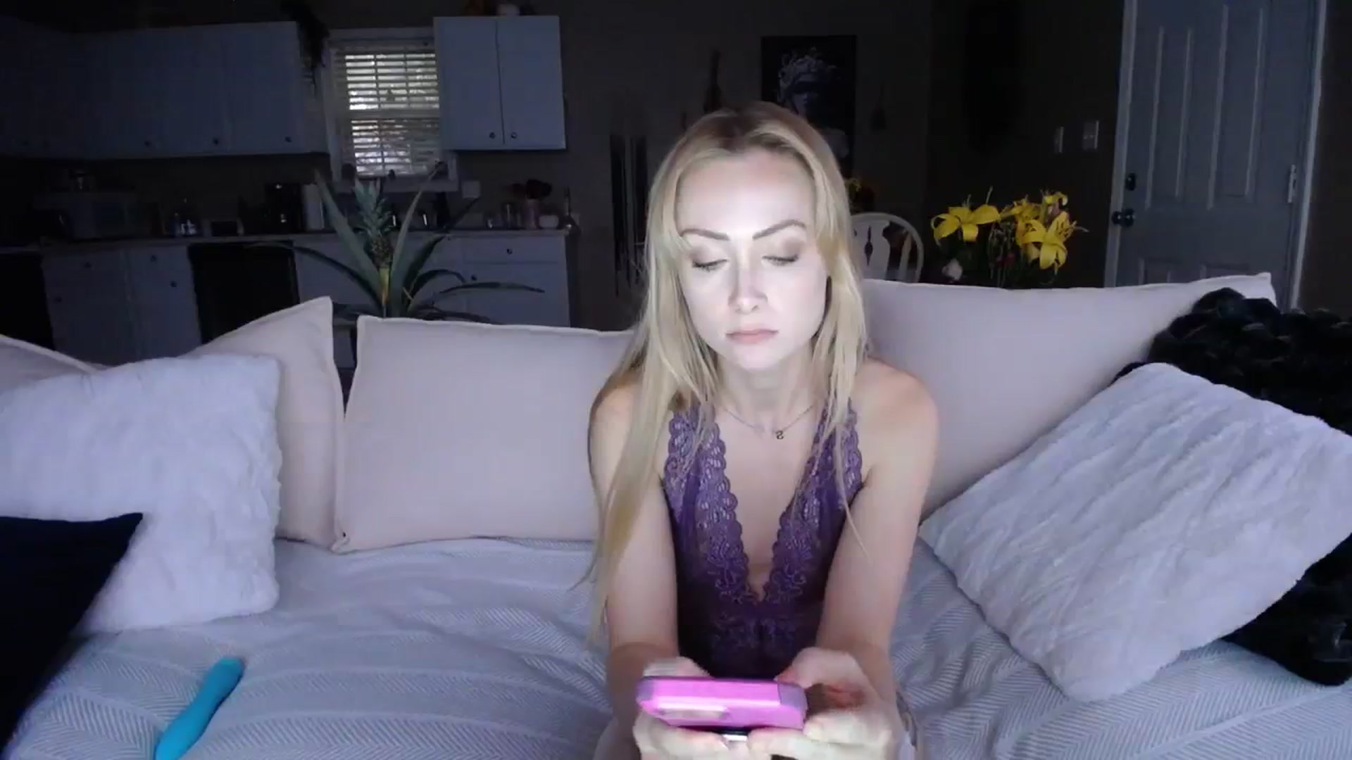 Gallery image thumbnail from MissSadieB's myfreecams stream on, 11/10/2023, 21:53 image 19 of 20