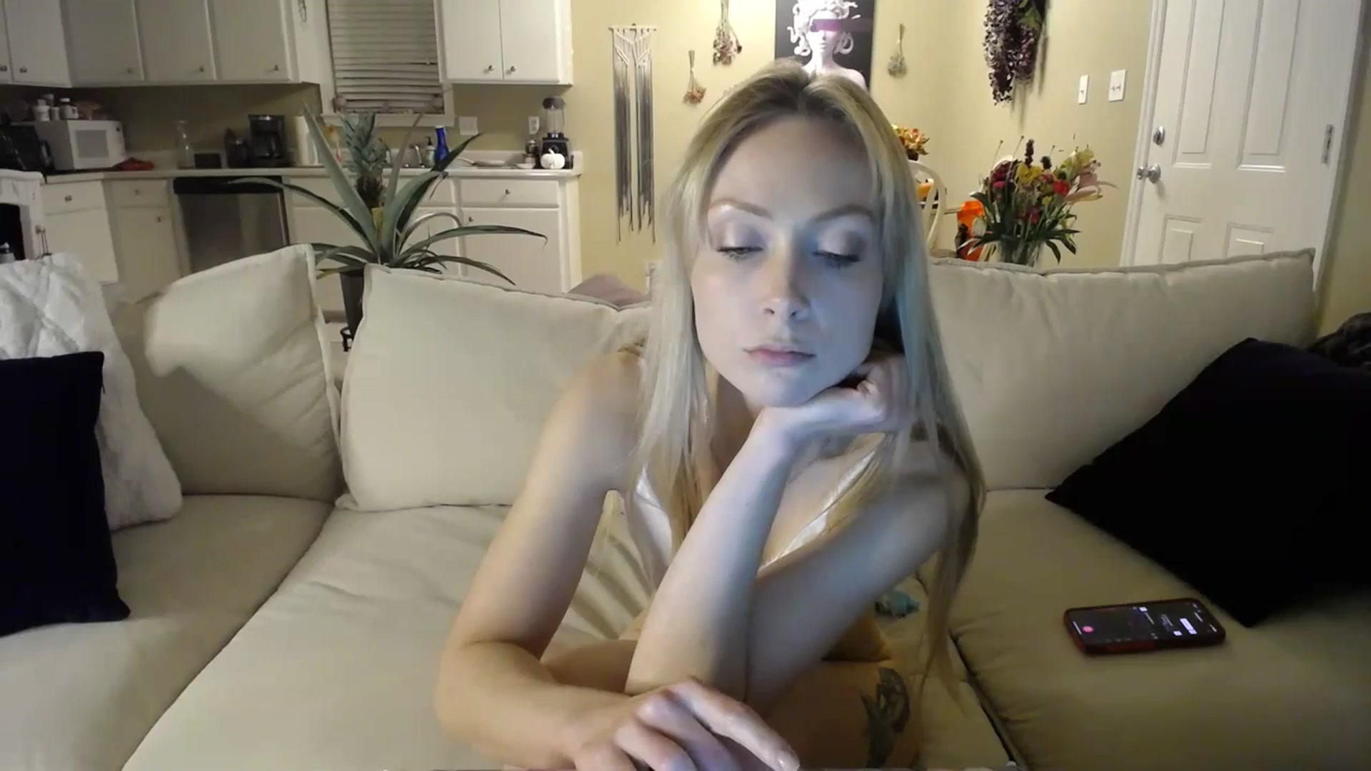 Gallery image thumbnail from MissSadieB's myfreecams stream on, 11/14/2023, 24:07 image 4 of 20