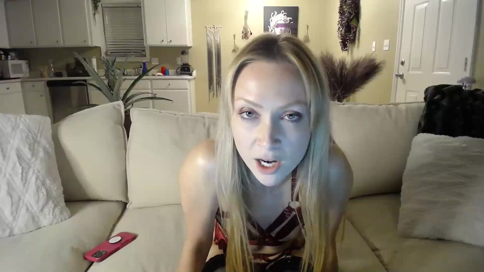 Gallery image thumbnail from MissSadieB's myfreecams stream on, 11/21/2023, 23:05 image 10 of 20