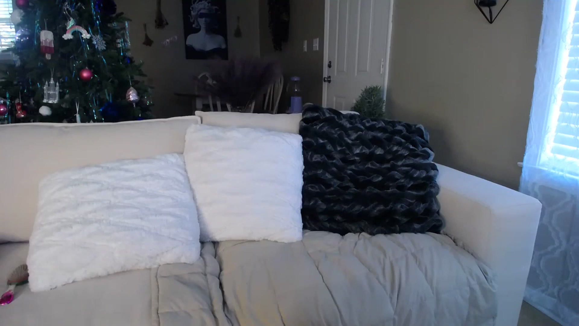 Gallery image thumbnail from MissSadieB's myfreecams stream on, 11/29/2023, 19:15 image 20 of 20