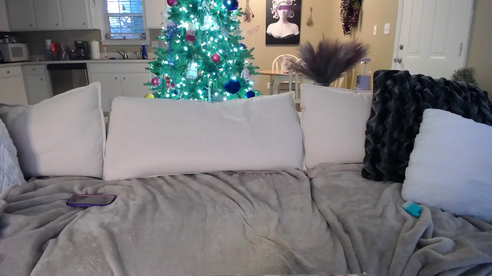 Gallery image thumbnail from MissSadieB's myfreecams stream on, 12/03/2023, 21:30 image 19 of 20