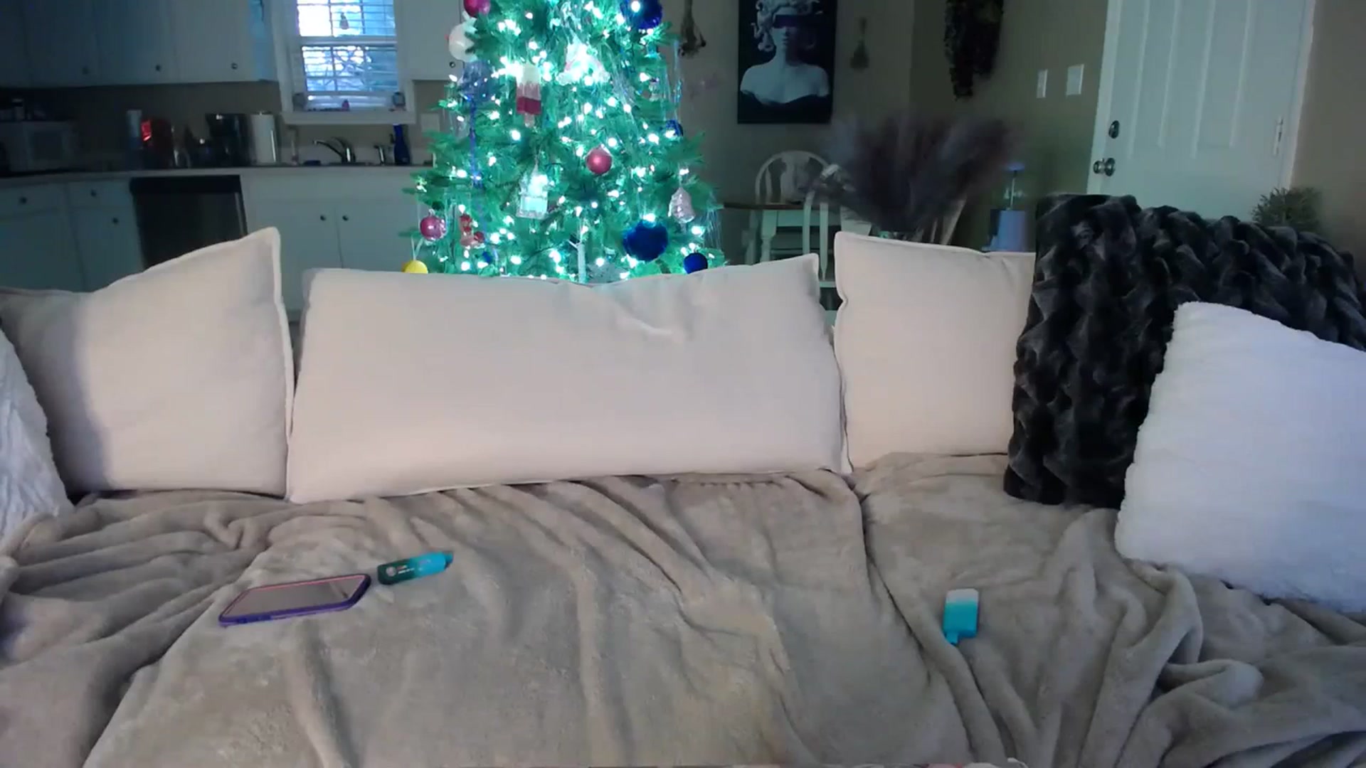 Gallery image thumbnail from MissSadieB's myfreecams stream on, 12/03/2023, 21:30 image 20 of 20