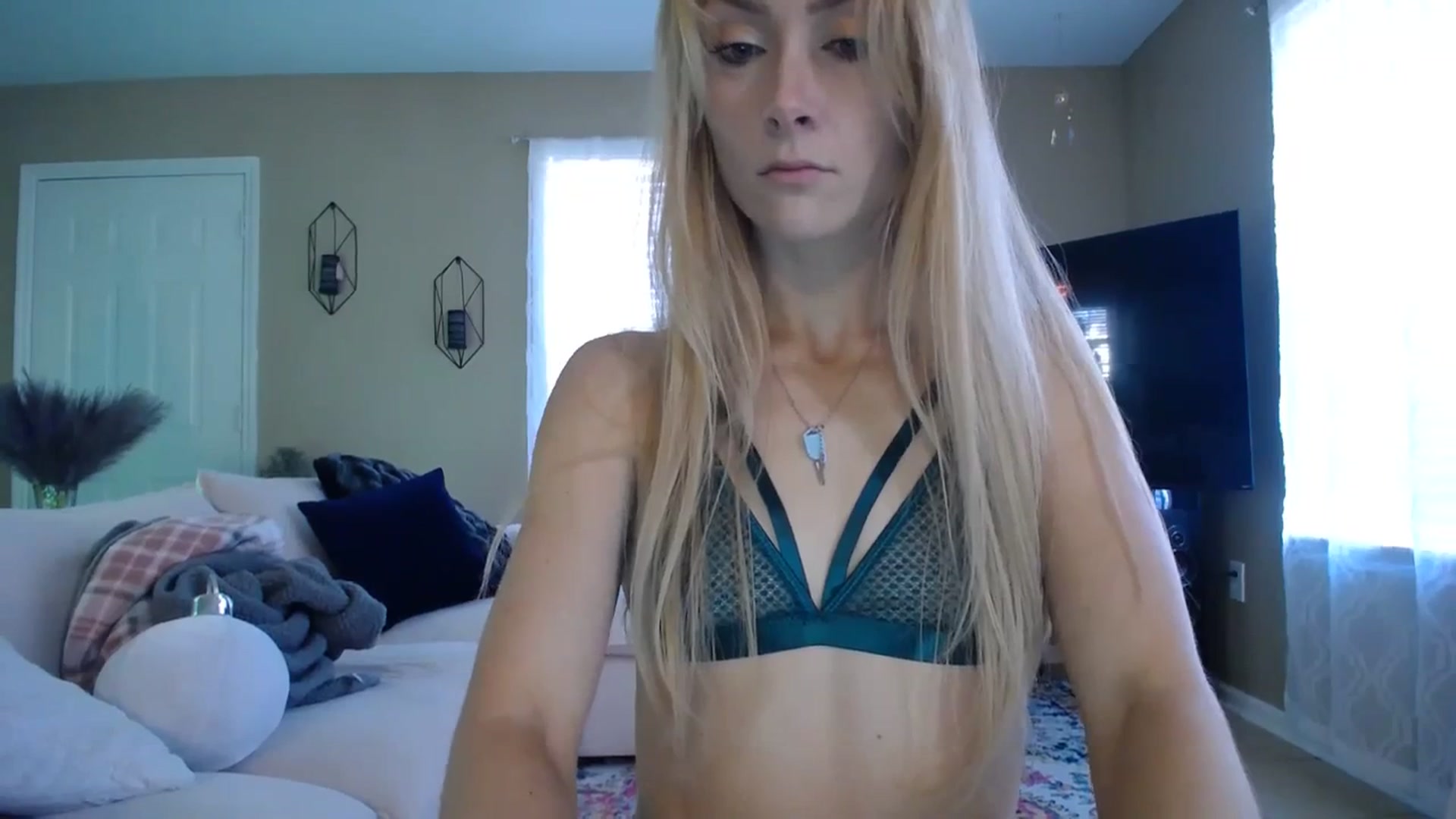 Gallery image thumbnail from MissSadieB's myfreecams stream on, 12/05/2023, 19:52 image 14 of 20