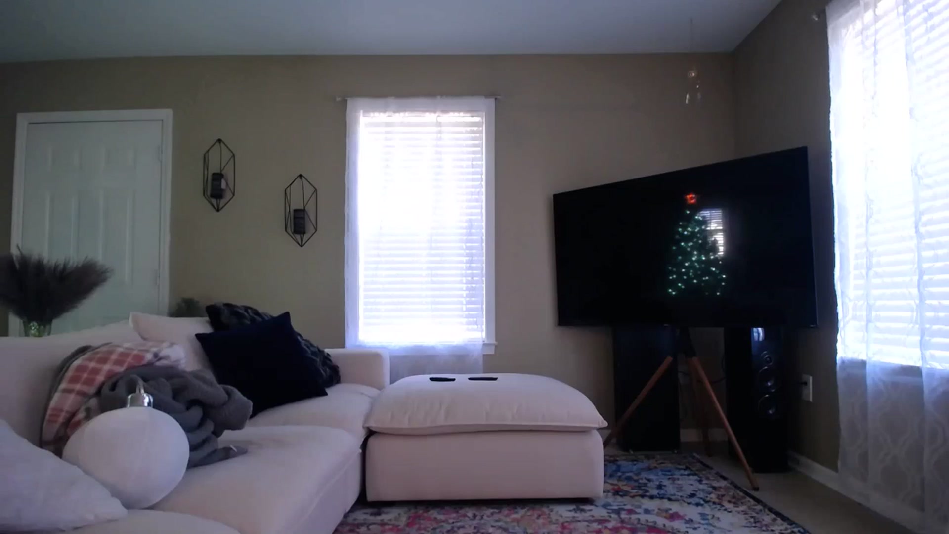Gallery image thumbnail from MissSadieB's myfreecams stream on, 12/05/2023, 19:52 image 16 of 20